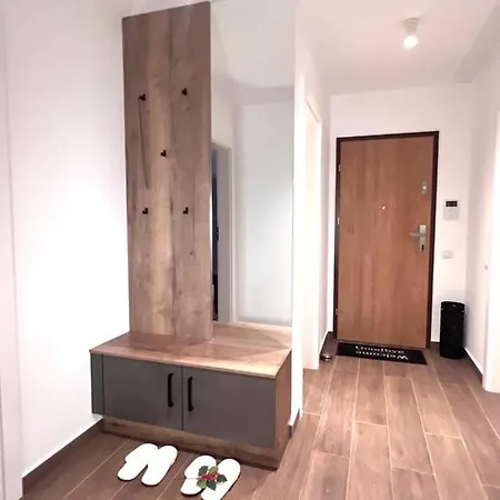 Apartment Brasovista - Paj Premium In Urban Plaza Brasov