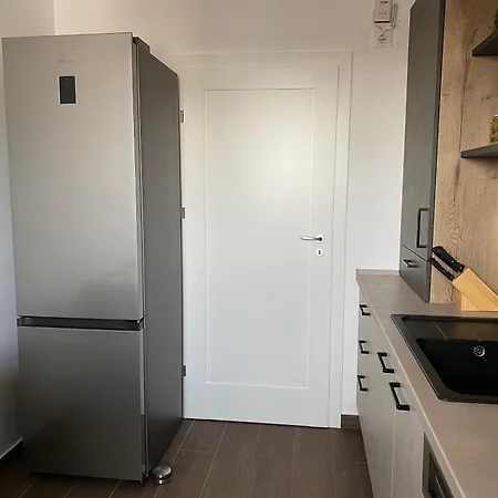 Brasovista - Paj Premium In Urban Plaza Apartment Brasov